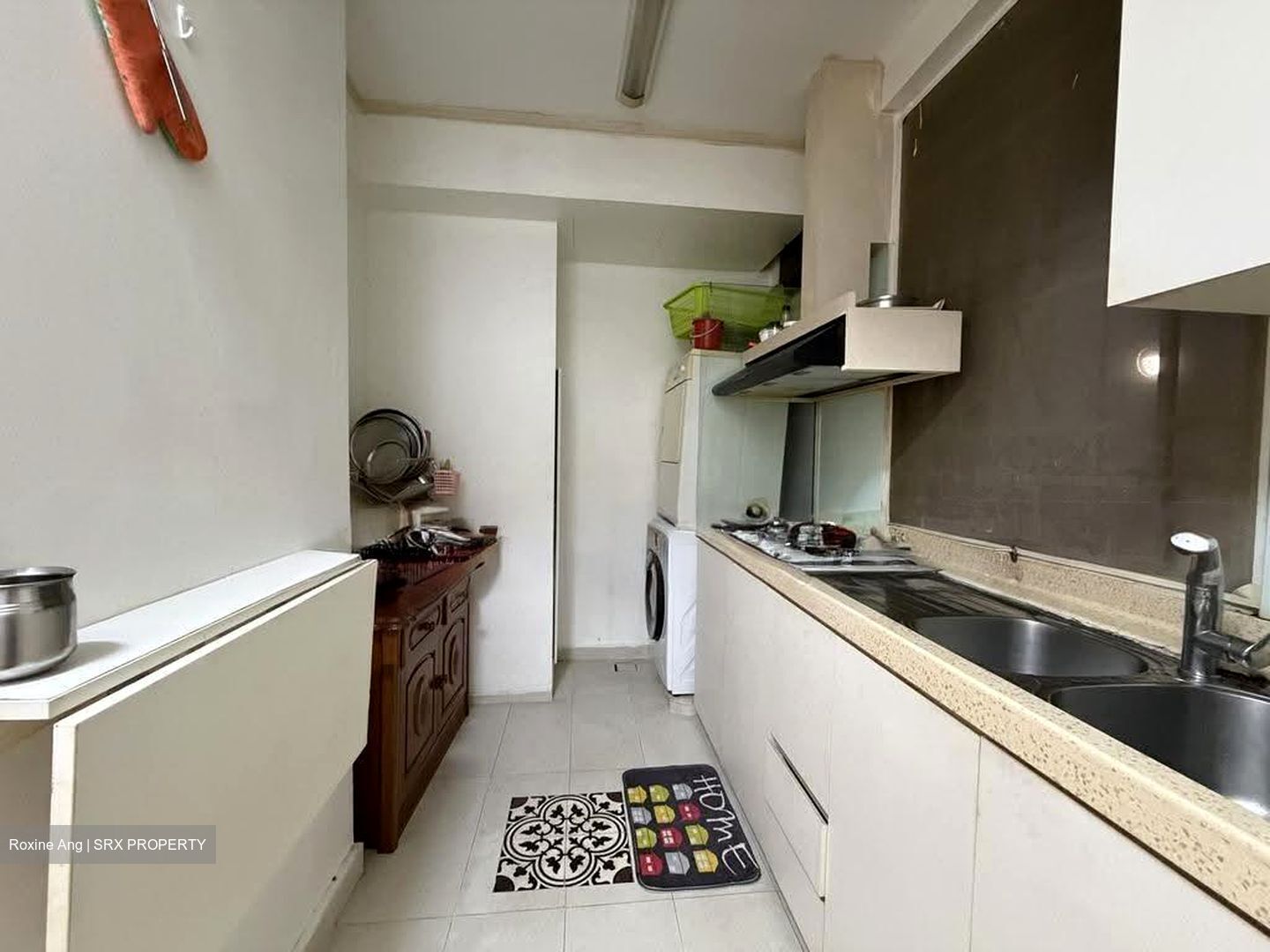 Seletaris (D27), Condominium #621929321